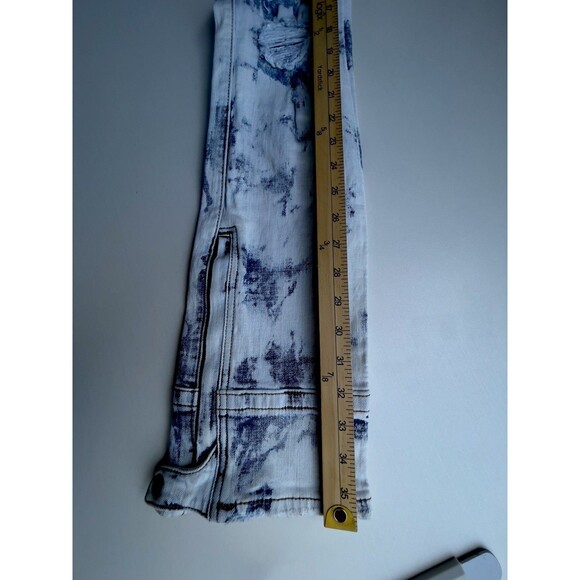 Decibel Stacked With Gusset Jeans Patched Distressed Ice Wash Denim Men’s 30x35 - Picture 9 of 16